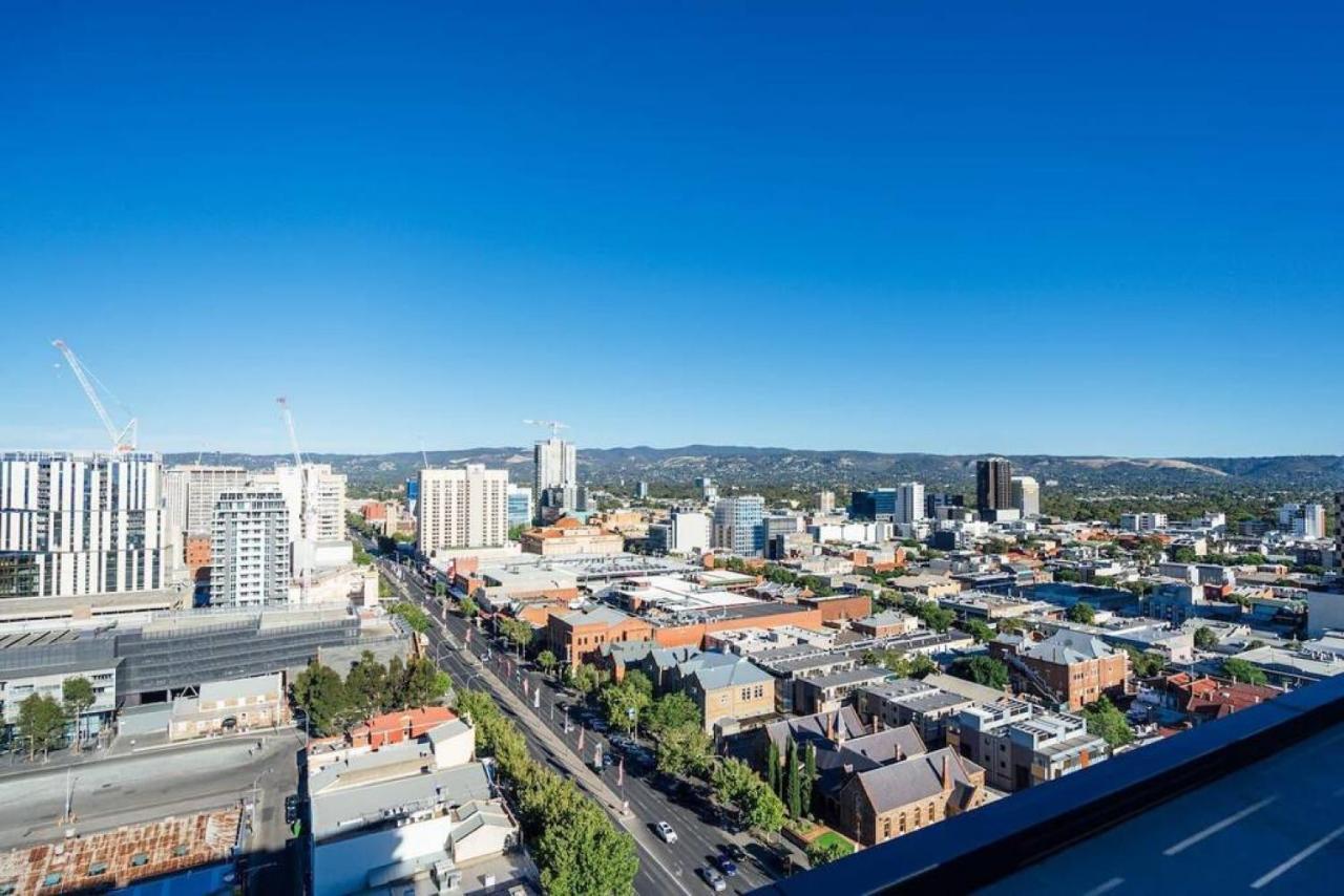 Sky High On Grote Adelaide Apartment Exterior photo